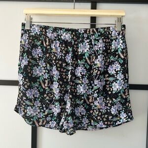 [XS] Anthropologie Relaxed Fit Black Purple & Blue Floral Pattern Short